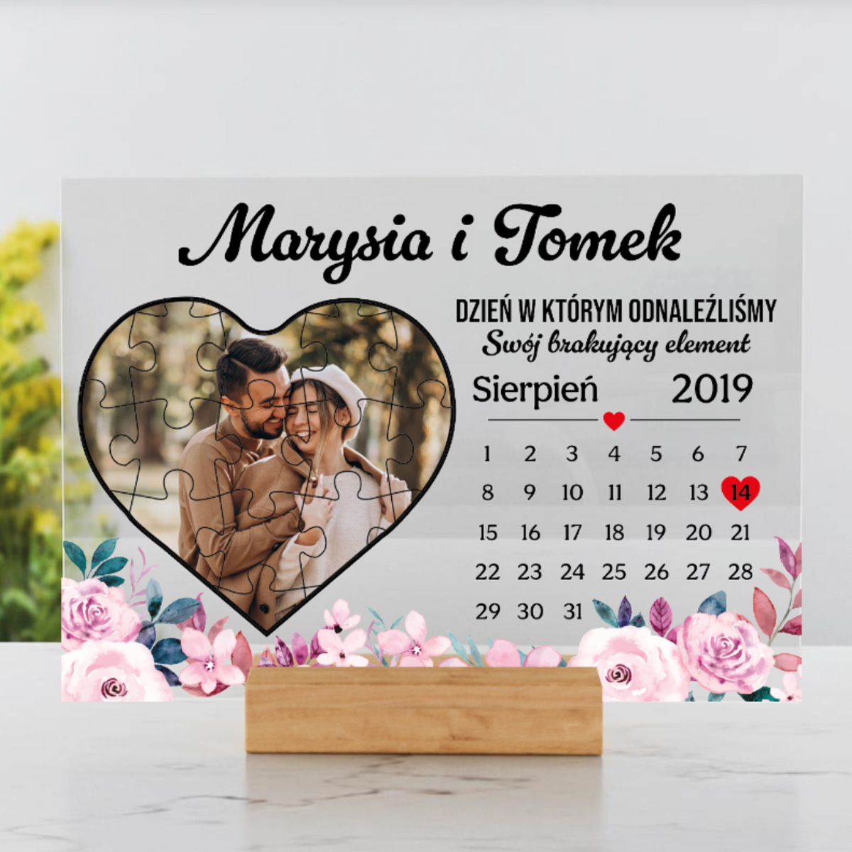 Brakujący element - tabliczka