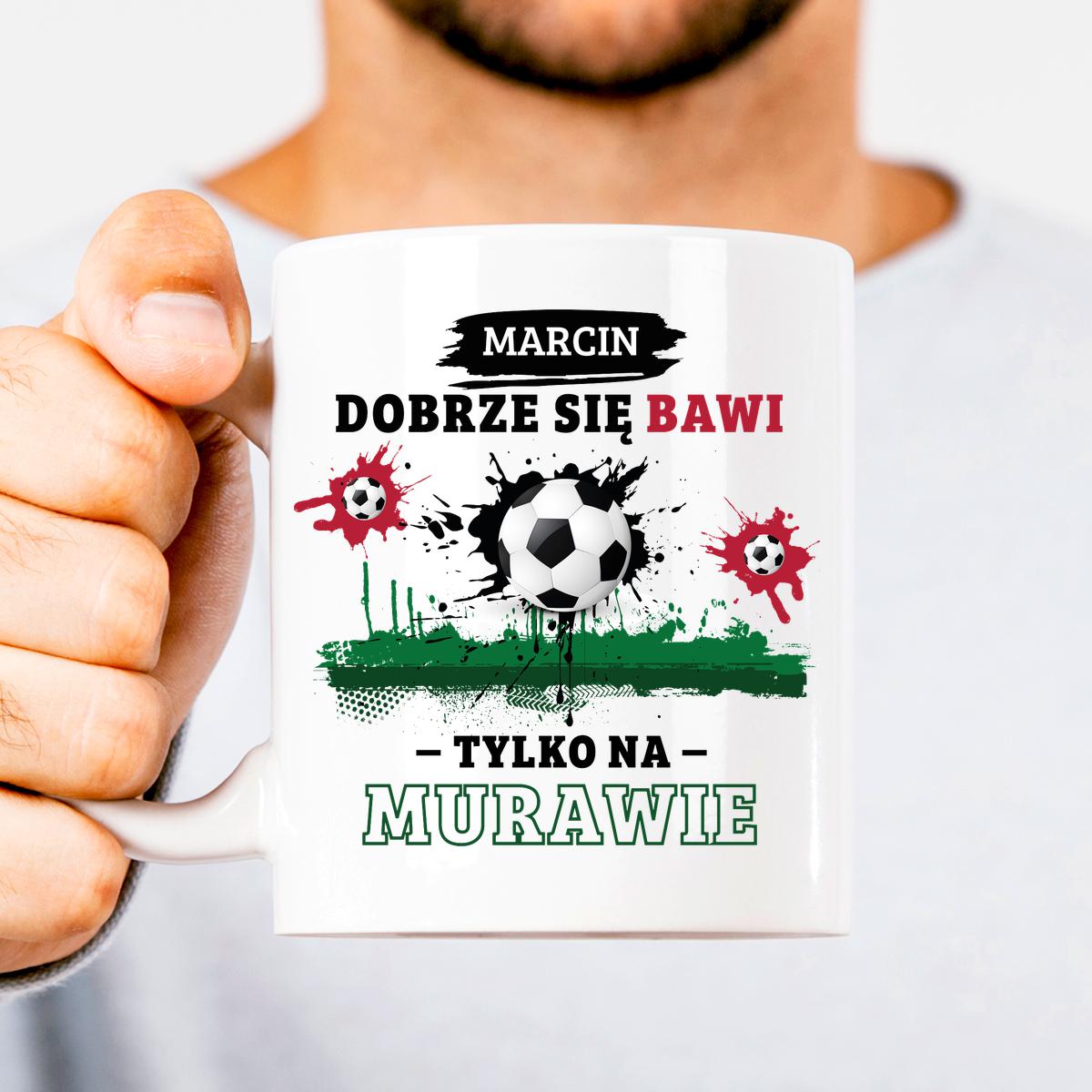 DOBRZE SIĘ BAWI, TYLKO NA MURAWIE - KUBEK