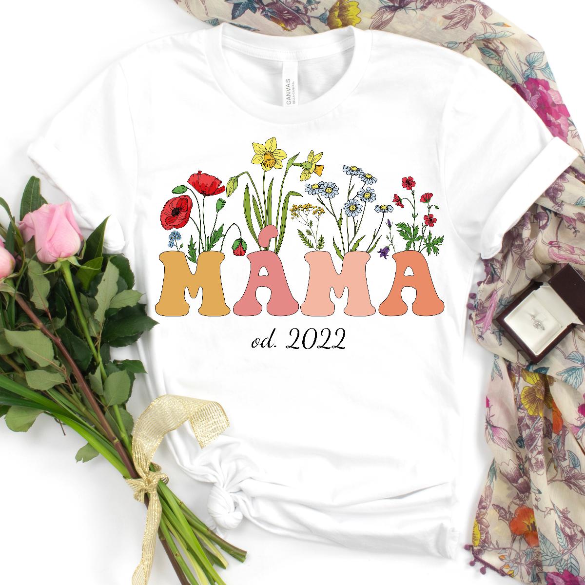 Máma, tričko s květinami